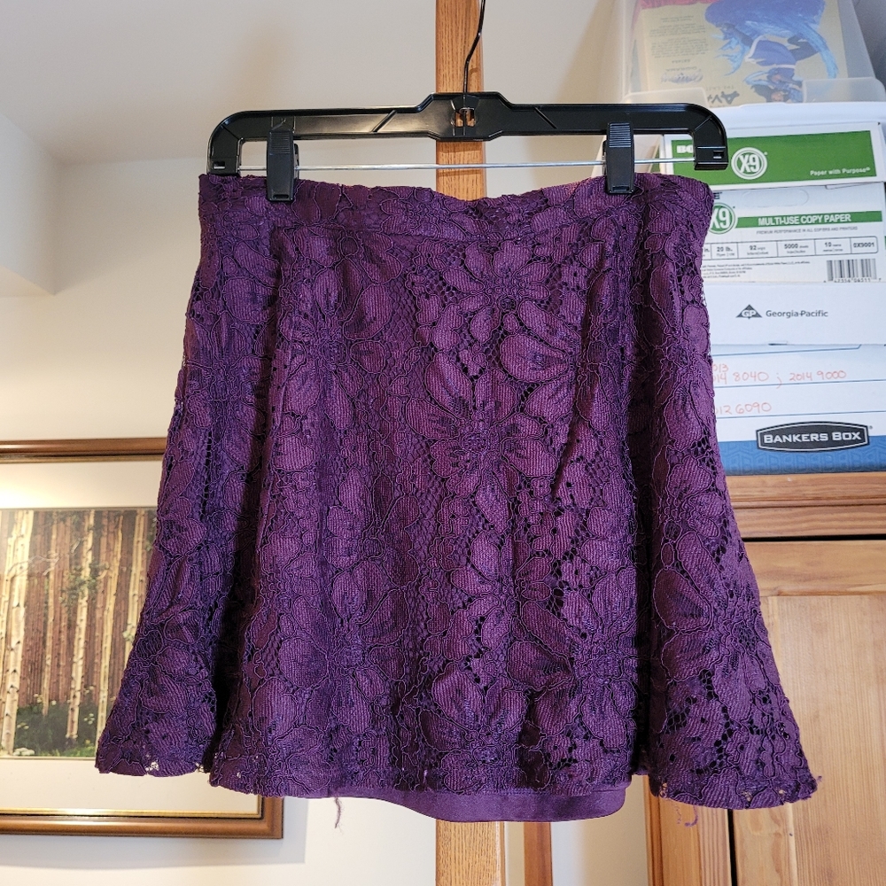 Purple lace skater skirt size 31